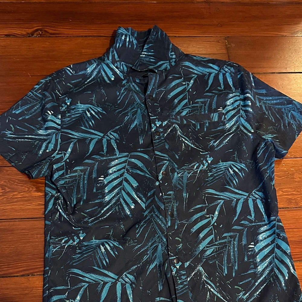 NWOT Men’s Button Down Tropical Polo